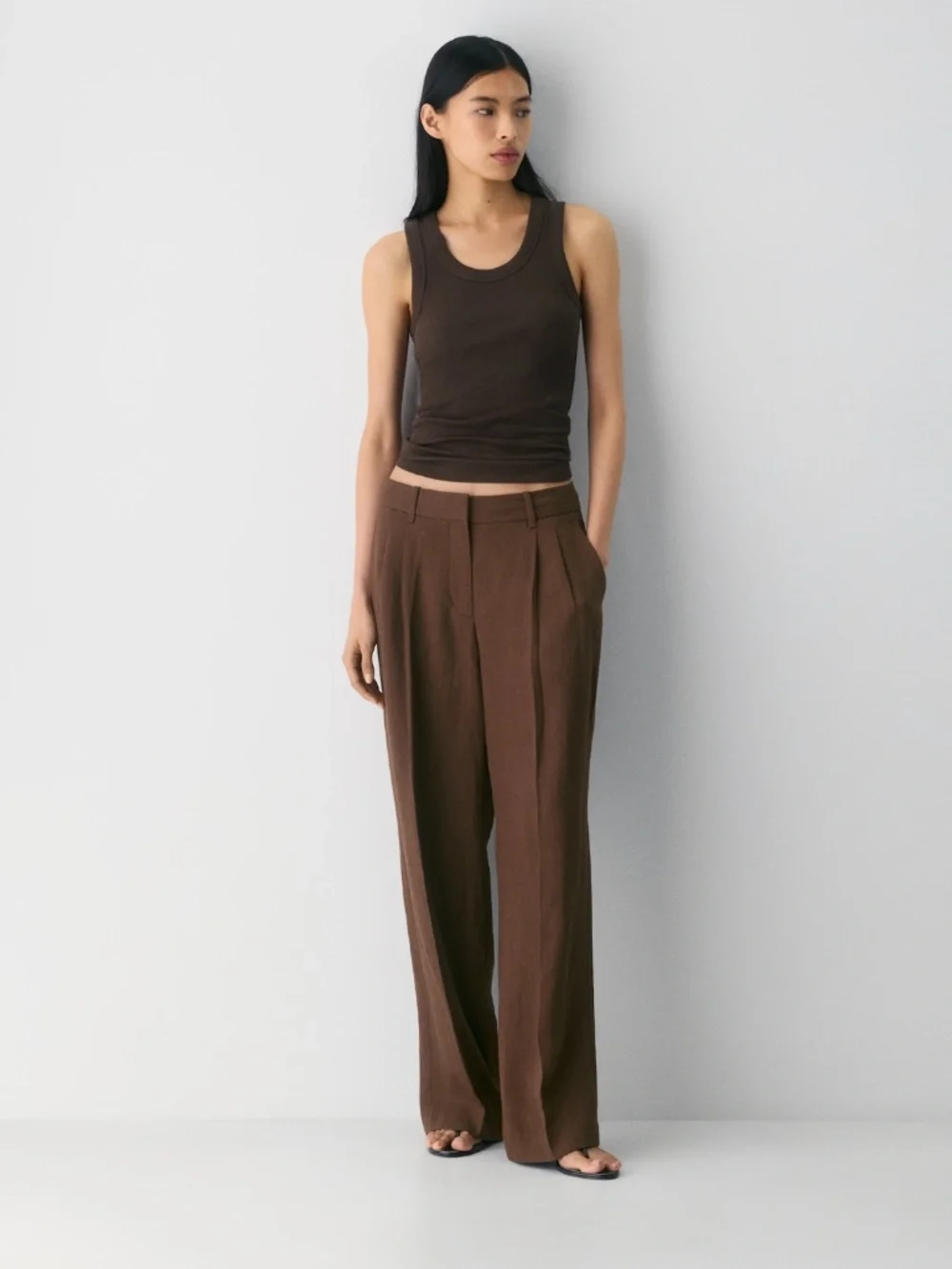 Aritzia Effortless Pants Pleated Linen Wide Leg Rich Mocha Brown Size 00